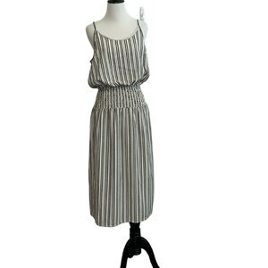 🎀 3/$20 Bailey blue medium striped dress